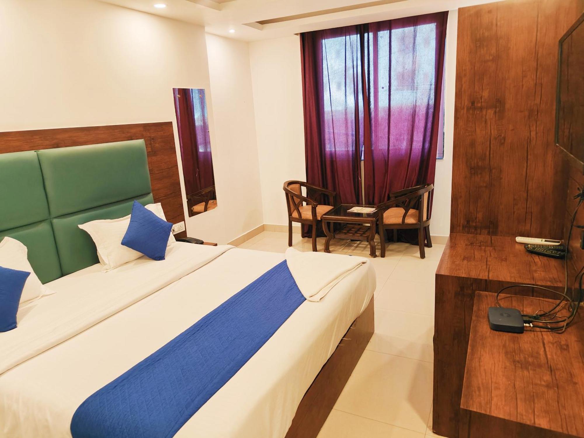 The Tark Near Igi Airport Hotel 4*