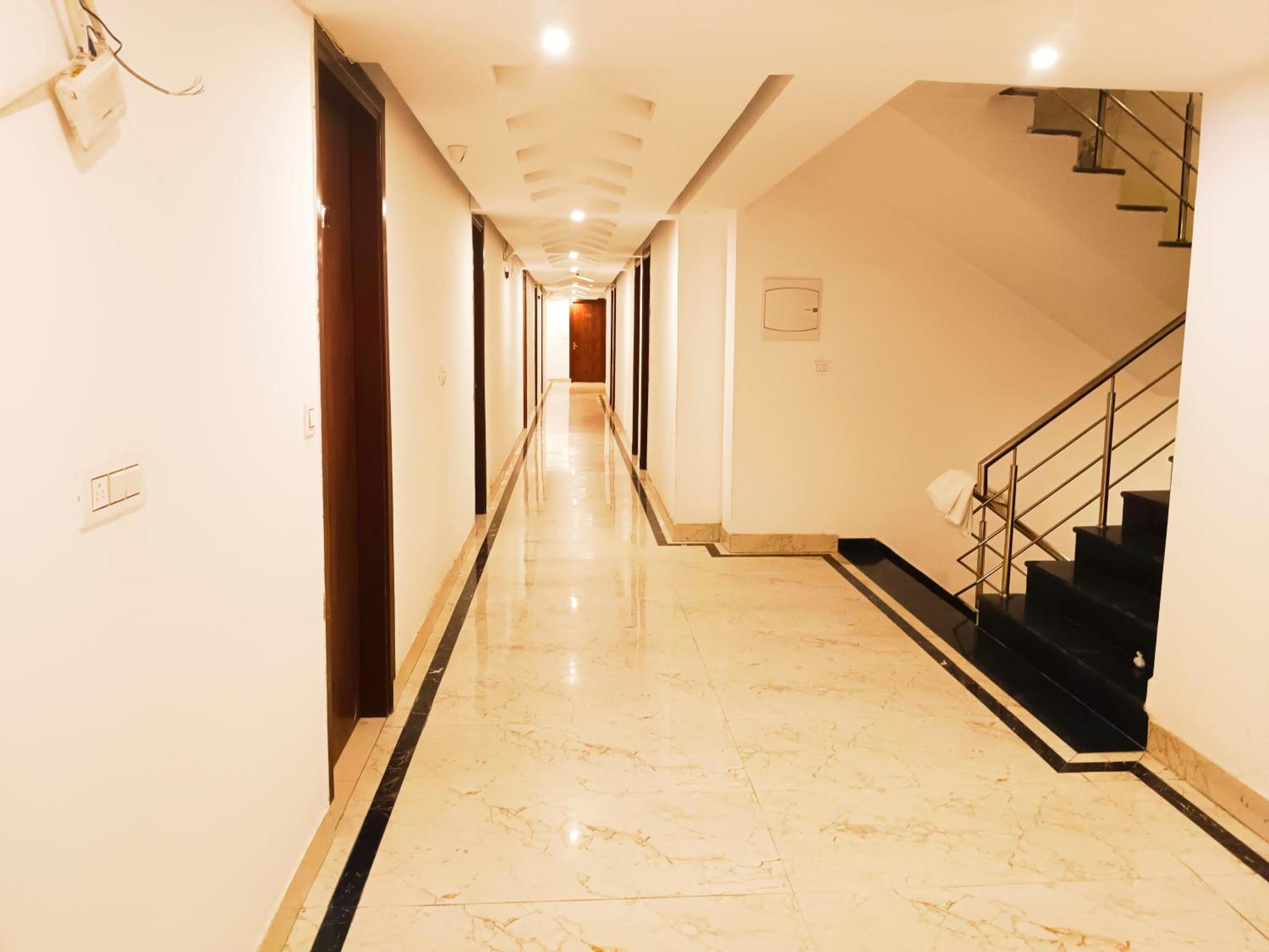 The Tark Near Igi Airport 4* New Delhi
